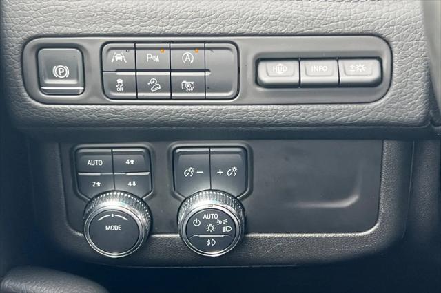2024 GMC Yukon 4WD Denali