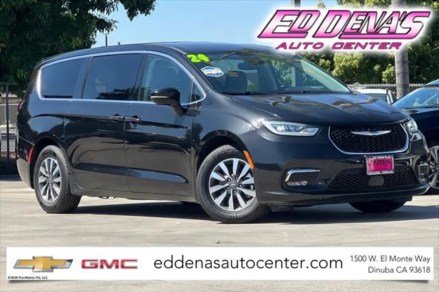 2024 Chrysler Pacifica Hybrid Select for sale in Dinuba, CA
