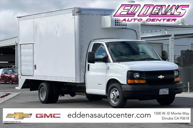 2015 Chevrolet Express Cutaway 4500 for sale in Dinuba, CA