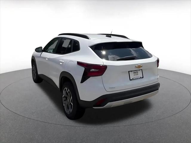 2025 Chevrolet Trax FWD LT