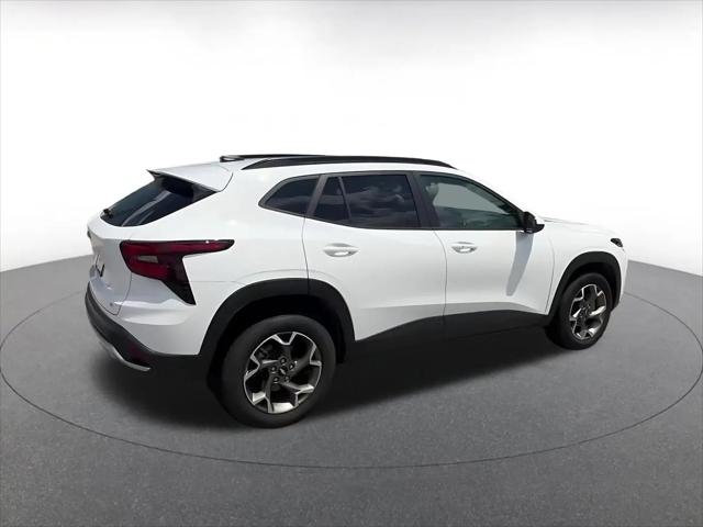 2025 Chevrolet Trax FWD LT