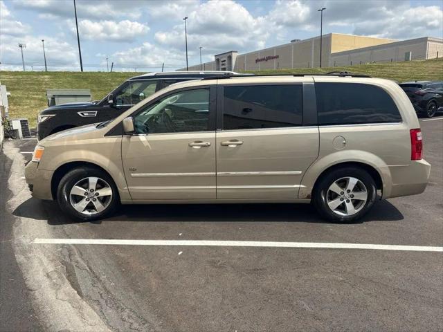 2009 Dodge Grand Caravan SXT for sale in Dubuque, IA