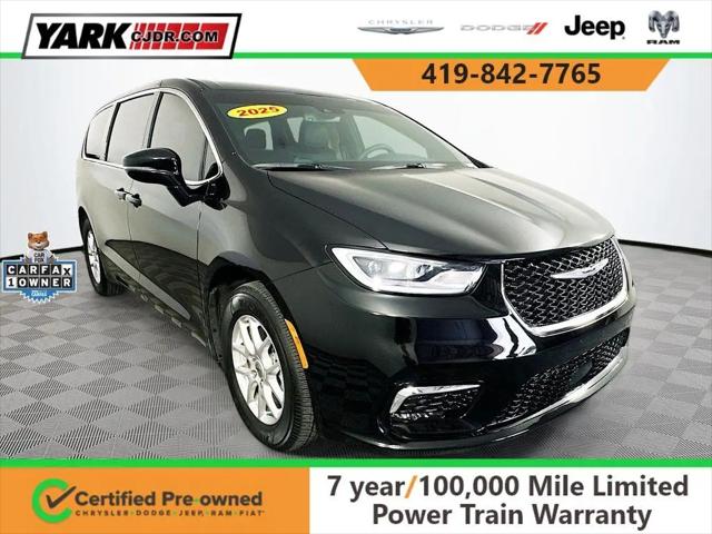 2025 Chrysler Pacifica Select for sale in Toledo, OH