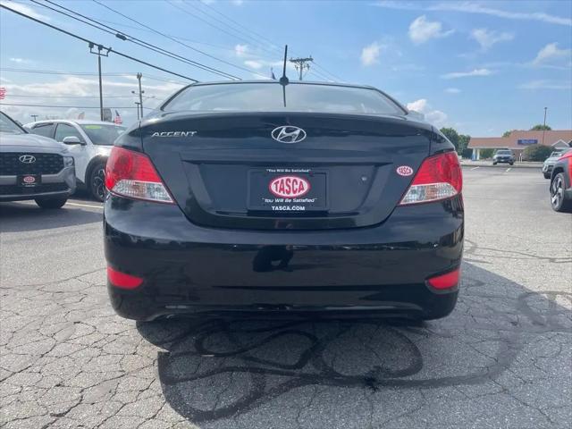 2013 Hyundai Accent GLS