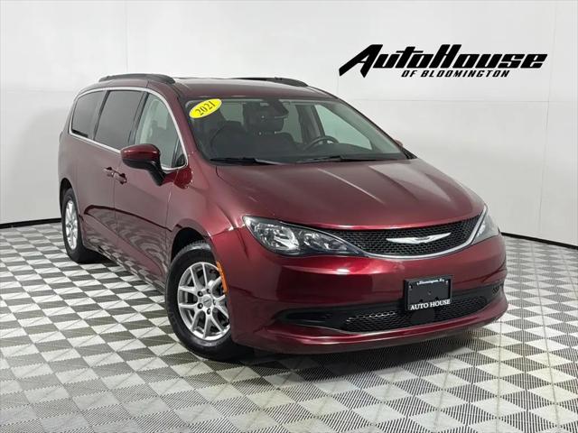 2021 Chrysler Voyager LXI for sale in Bloomington, IL