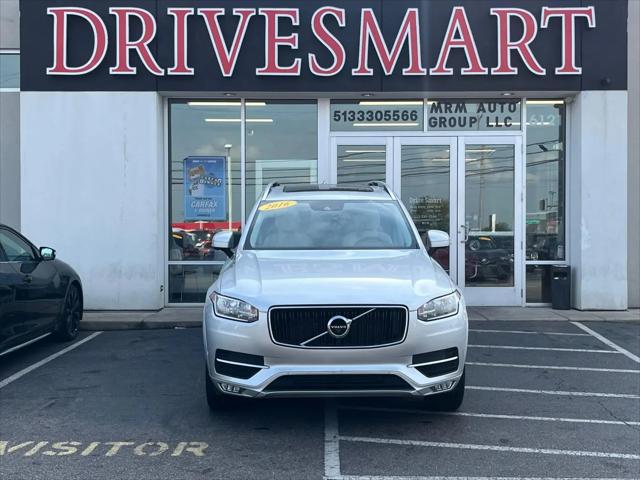 2016 Volvo XC90 T6 Momentum