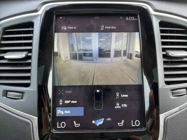 2016 Volvo XC90 T6 Momentum