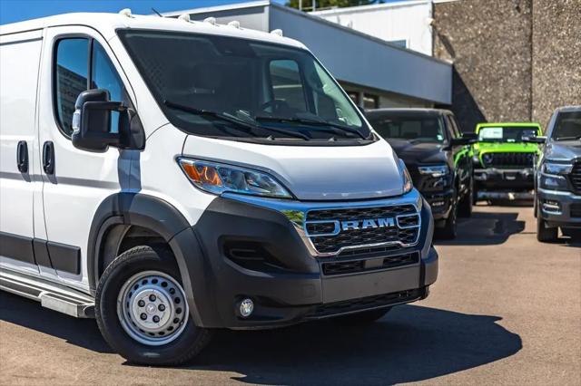 2025 Ram ProMaster 2500 Cargo Van Tradesman Low Roof 136 WB w/Pass Seat