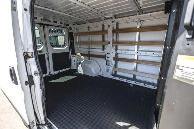2025 Ram ProMaster 2500 Cargo Van Tradesman Low Roof 136 WB w/Pass Seat