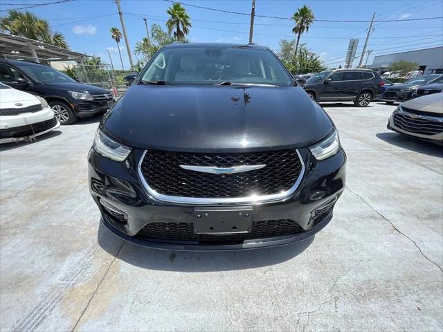 2021 Chrysler Pacifica Hybrid Touring L for sale in Orlando, FL