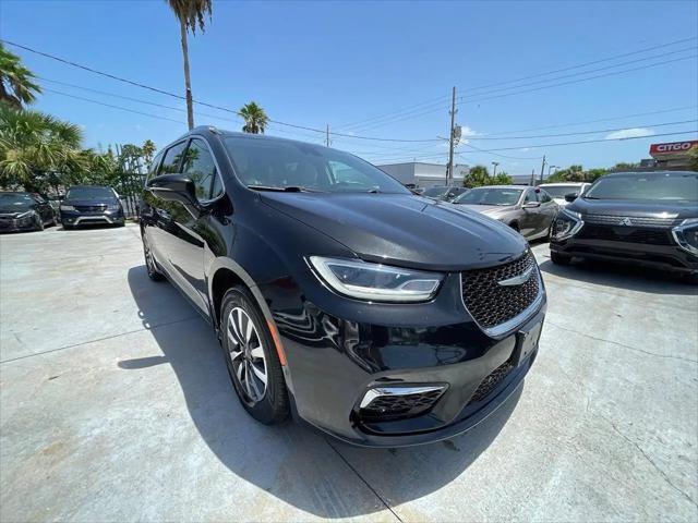 2021 Chrysler Pacifica Hybrid Touring L