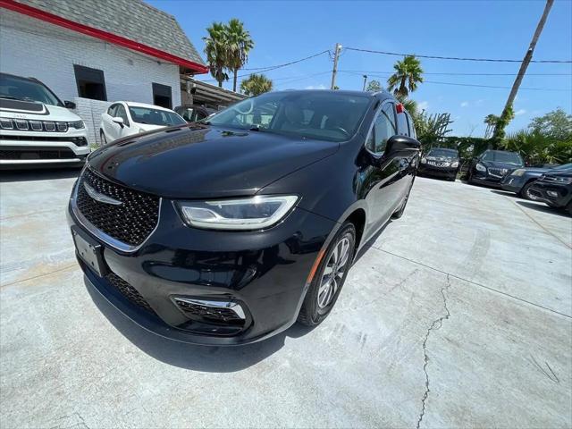 2021 Chrysler Pacifica Hybrid Touring L