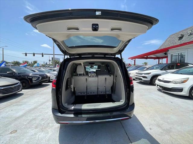 2021 Chrysler Pacifica Hybrid Touring L