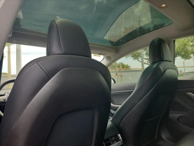 2020 Tesla Model 3 Standard Range Rear-Wheel Drive