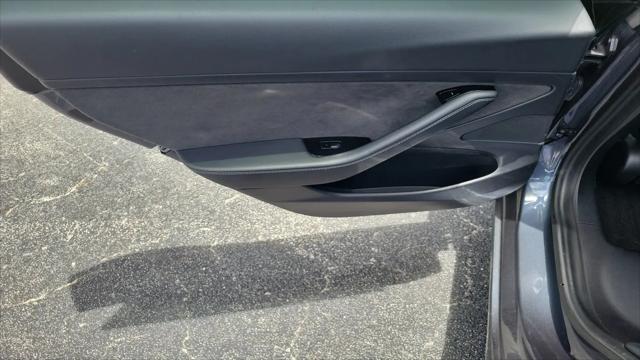 2020 Tesla Model 3 Standard Range Rear-Wheel Drive