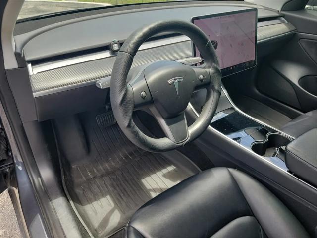 2020 Tesla Model 3 Standard Range Rear-Wheel Drive