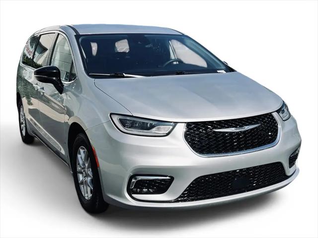 2024 Chrysler Pacifica Touring L for sale in Sebring, FL