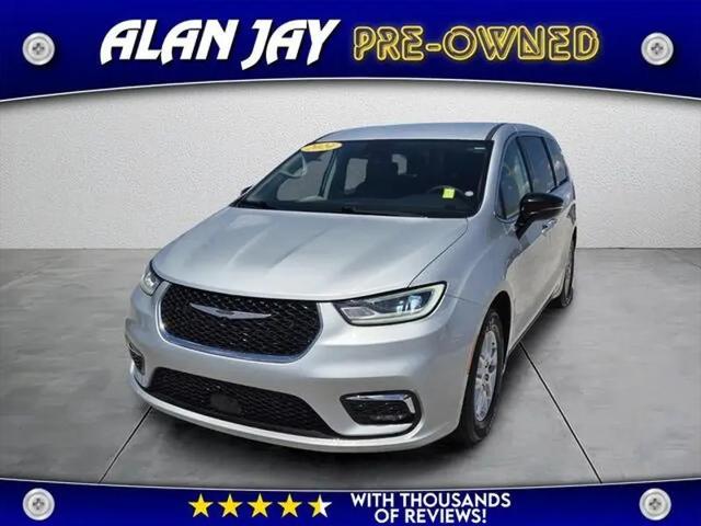 2024 Chrysler Pacifica Touring L for sale in Sebring, FL