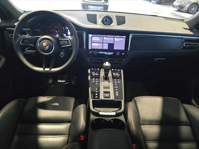 2025 Porsche Macan GTS