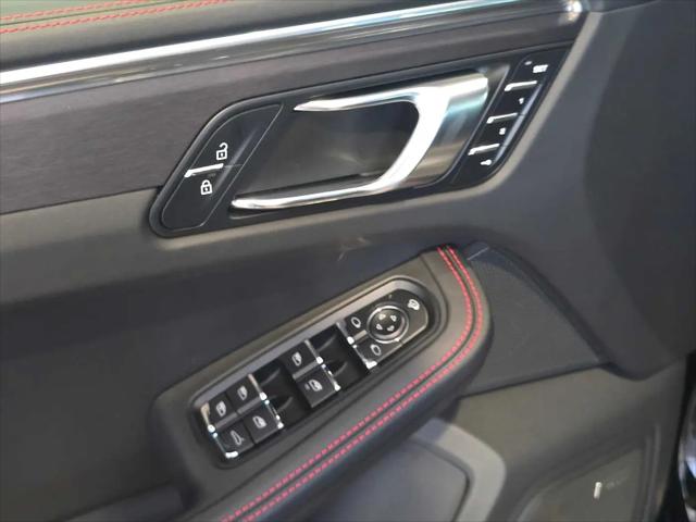 2025 Porsche Macan GTS