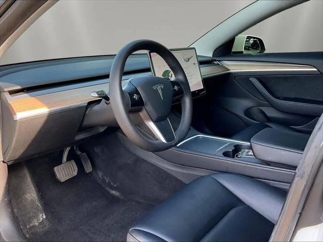 2021 Tesla Model 3 Standard Range Plus Rear-Wheel Drive