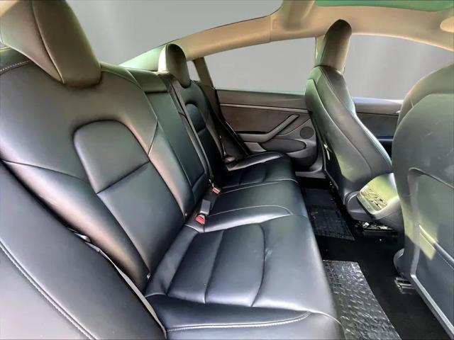 2021 Tesla Model 3 Standard Range Plus Rear-Wheel Drive