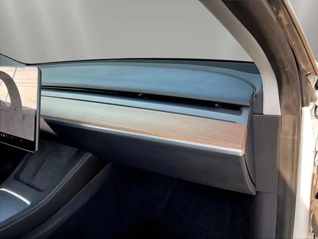 2021 Tesla Model 3 Standard Range Plus Rear-Wheel Drive