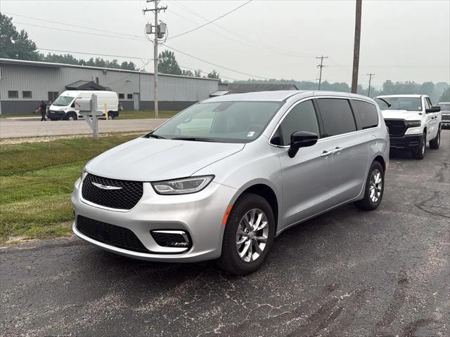 2026 Chrysler Pacifica Select AWD for sale in Benzonia, MI