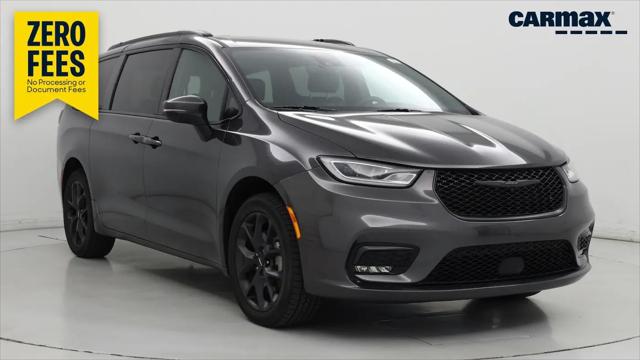 2023 Chrysler Pacifica Touring L AWD for sale in Kentwood, MI