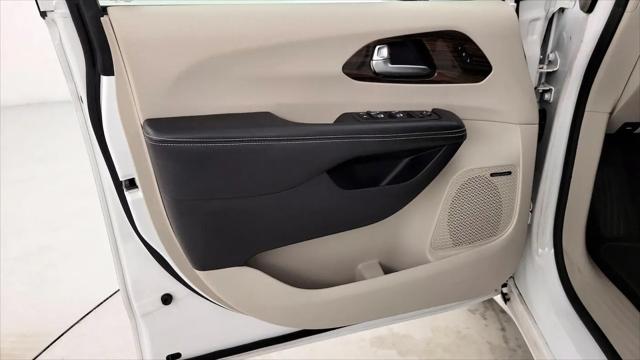 2021 Chrysler Pacifica Limited AWD