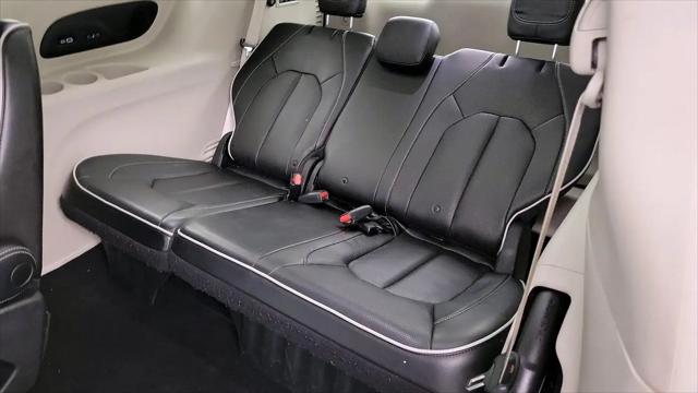 2021 Chrysler Pacifica Limited AWD