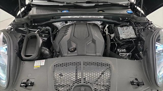 2022 Porsche Macan Macan