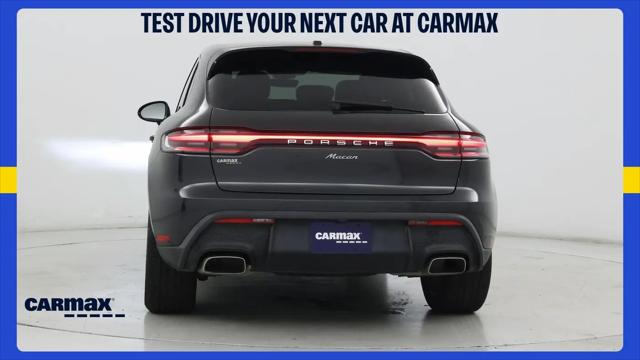 2022 Porsche Macan Macan