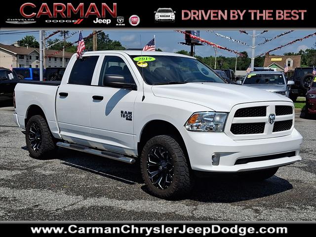 2019 RAM 1500 Classic Express Crew Cab 4x4 57 Box 2019 RAM 1500 Classic Express Crew Cab 4x4 57 Box