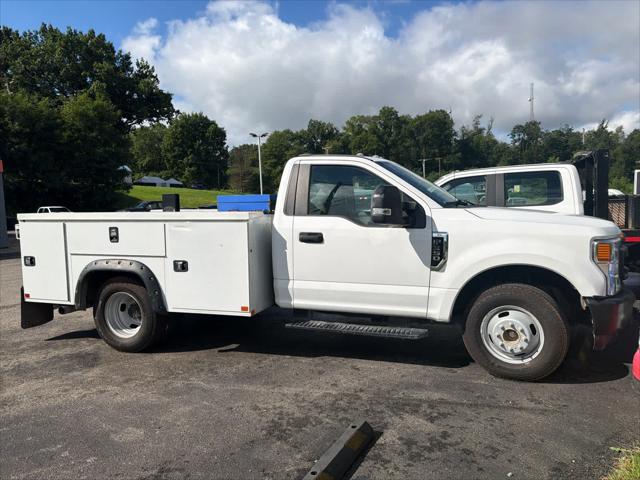 2020 Ford F-350 Chassis XL 2WD Reg Cab 145 WB 60 CA 2020 Ford F-350 Chassis XL 2WD Reg Cab 145 WB 60 CA