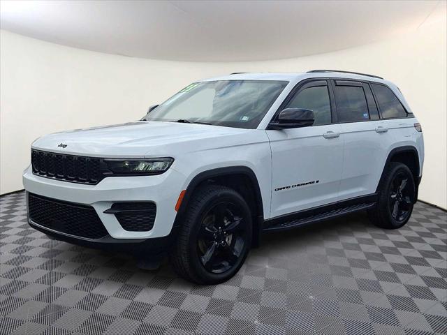 2023 Jeep Grand Cherokee Altitude 4x4 2023 Jeep Grand Cherokee Altitude 4x4