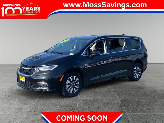 2024 Chrysler Pacifica Hybrid Select for sale in Moreno Valley, CA