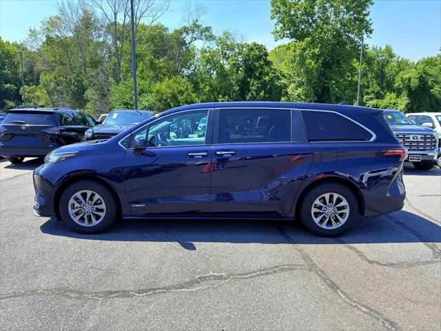 2021 Toyota Sienna XLE 2021 Toyota Sienna XLE
