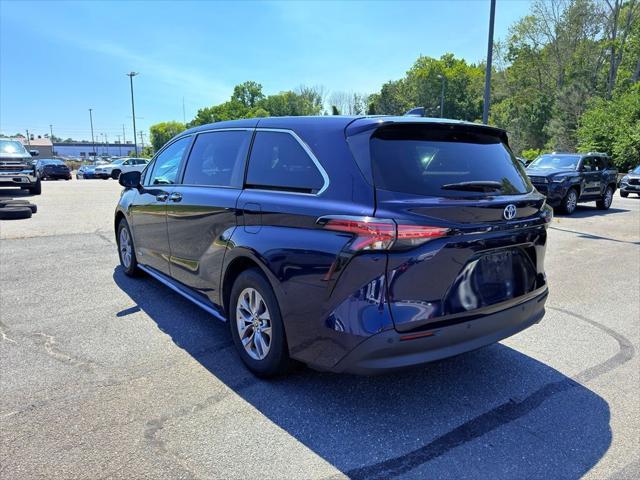 2021 Toyota Sienna XLE 2021 Toyota Sienna XLE