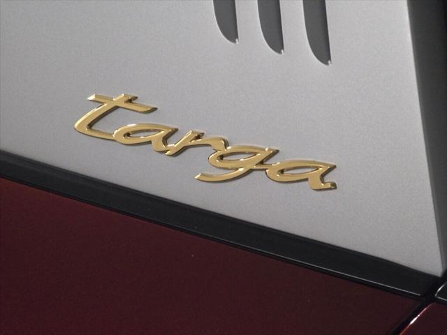 2021 Porsche 911 Targa 4S Heritage Design Edition