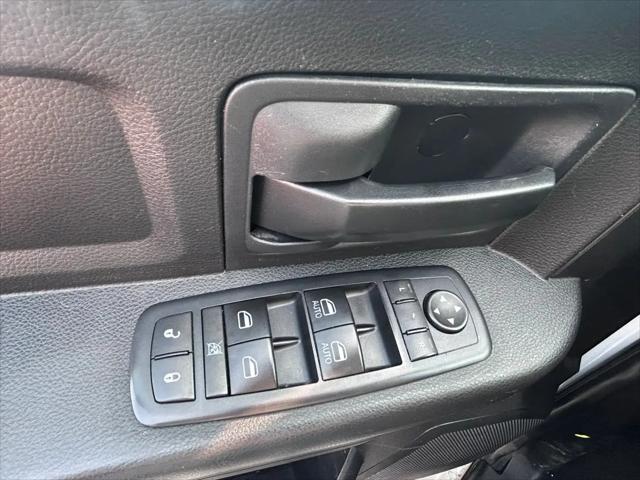 2017 Ram 2500 Tradesman Crew Cab 4x4 64 Box