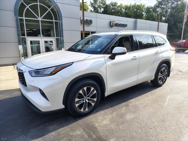 2020 Toyota Highlander XLE 2020 Toyota Highlander XLE