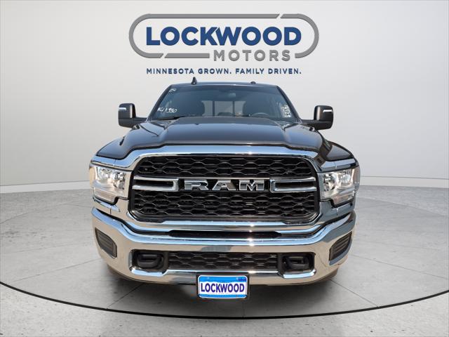2024 Ram 3500 Tradesman Crew Cab 4x4 64 Box
