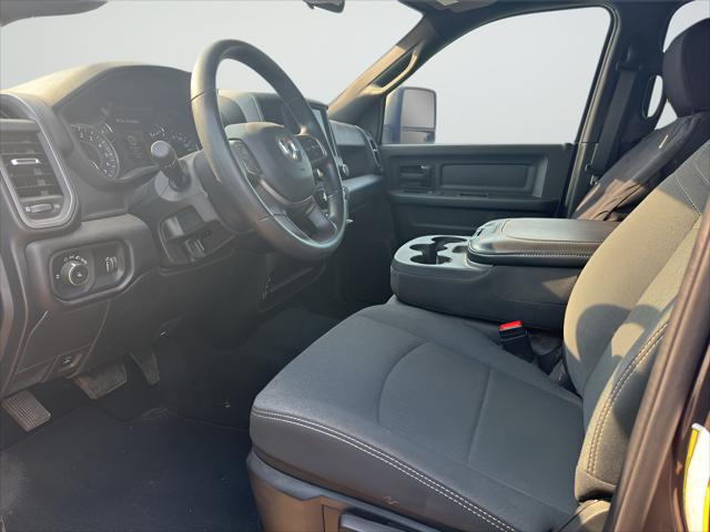 2024 Ram 3500 Tradesman Crew Cab 4x4 64 Box