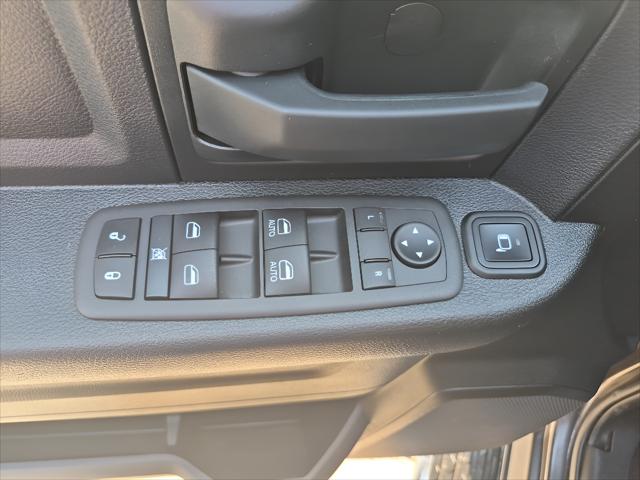 2024 Ram 3500 Tradesman Crew Cab 4x4 64 Box
