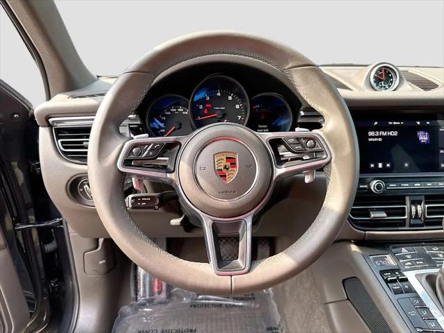 2021 Porsche Macan Macan