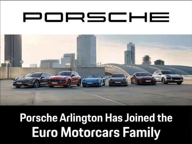 2021 Porsche Macan Macan