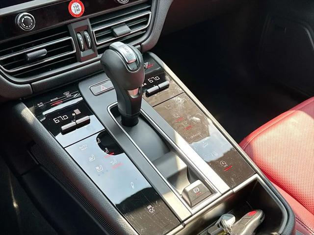 2026 Porsche Macan T