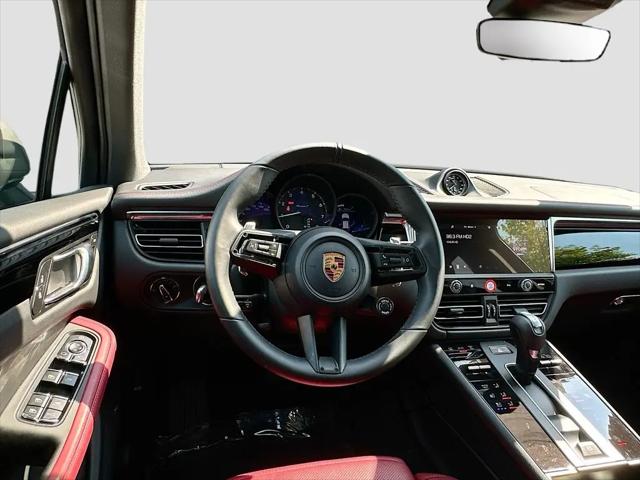 2026 Porsche Macan T