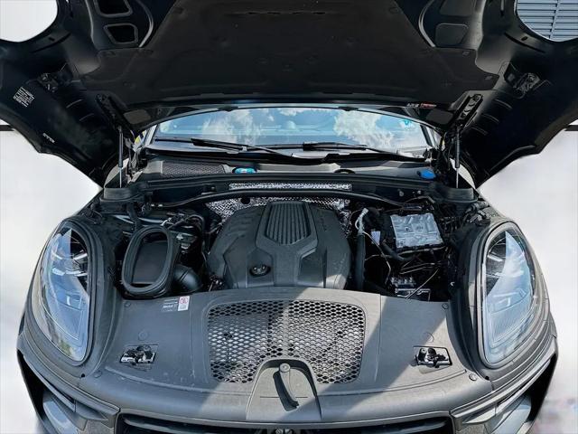 2026 Porsche Macan T